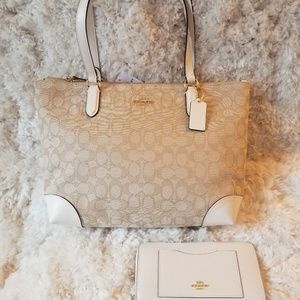 Coach Zip Tote/Signature Jaquard/White Leather